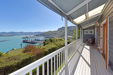 Photo of property in 35 Reserve Terrace, Lyttelton, 8082
