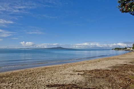 Photo of property in 1a Prestige Place, Castor Bay, Auckland, 0620