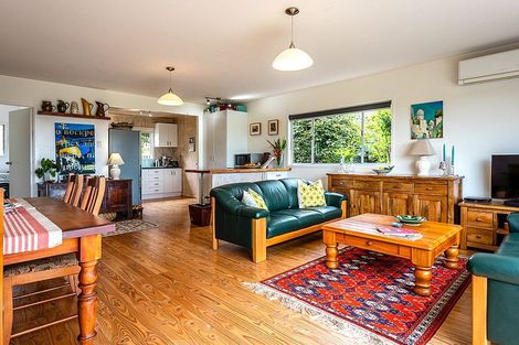 Photo of property in 19 Tetley Road, Surfdale, Waiheke Island, 1081