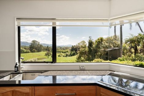 Photo of property in 42 Walker Road West, Aongatete, 3178