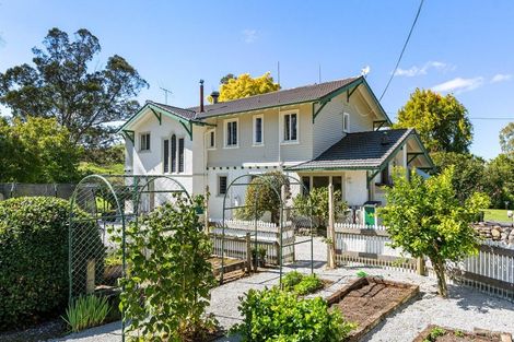 Photo of property in 1909 Tiniroto Road, Waerengaokuri, Manutuke, 4072