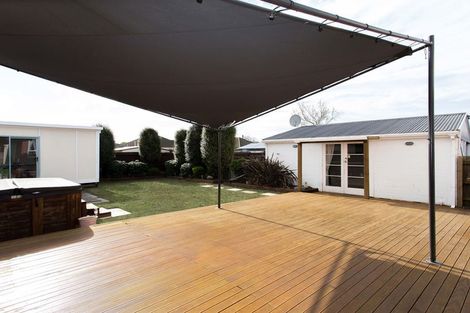 Photo of property in 39 Sandown Crescent, Aranui, Christchurch, 8061