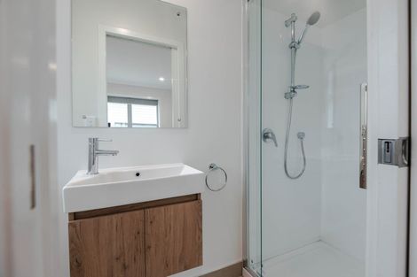 Photo of property in 27b Ranui Terrace, Tawa, Wellington, 5028