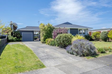 Photo of property in 23 Burn Street, Levin, 5510