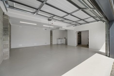 Photo of property in 96 Eliot Street, New Plymouth, 4310