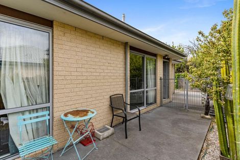 Photo of property in 15/10 Collins Street, Addington, Christchurch, 8024