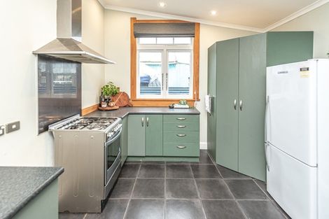 Photo of property in 32 Rangitikei Street, Whanganui East, Whanganui, 4500