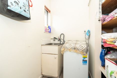Photo of property in 27 Riley Place, Fitzroy, Hamilton, 3206