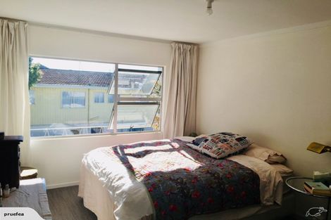 Photo of property in 2/45 Blockhouse Bay Road, Avondale, Auckland, 1026