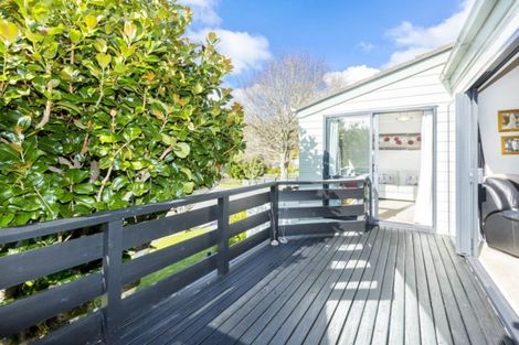 Photo of property in 2 Tapestry Grove, Silverstream, Upper Hutt, 5019