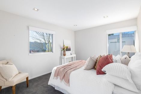 Photo of property in 17a Taylors Avenue, Bryndwr, Christchurch, 8052