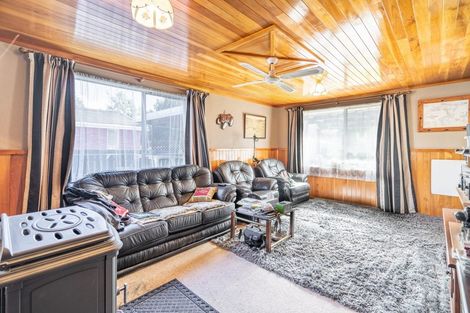 Photo of property in 48 Westmere Place, Manapouri, 9679