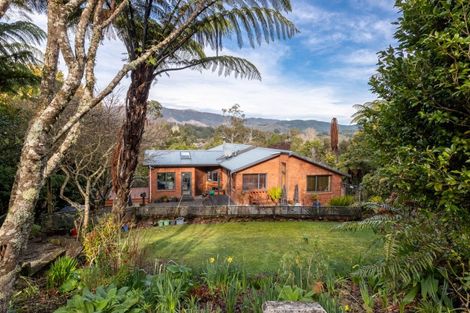 Photo of property in 39 Kahikatea Lane, Brown Owl, Upper Hutt, 5018