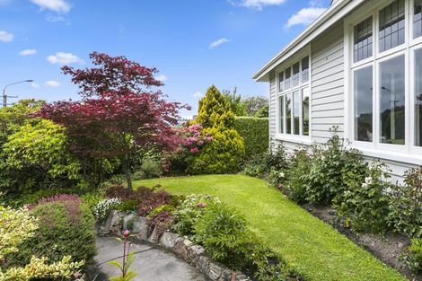 Photo of property in 27 Drivers Road, Maori Hill, Dunedin, 9010