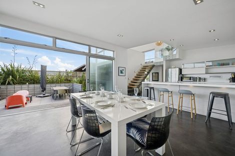 Photo of property in 14 Beachview Grove, Peka Peka, Waikanae, 5391