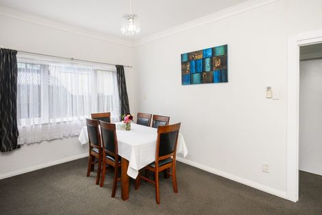 Photo of property in 351 Tremaine Avenue, Takaro, Palmerston North, 4412