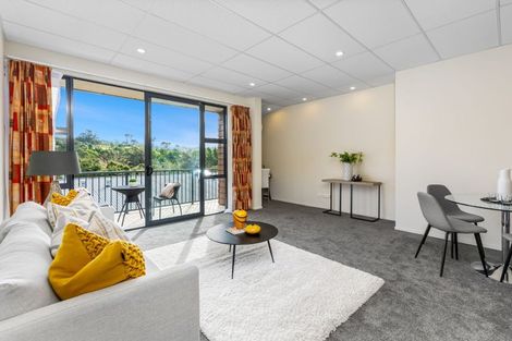 Photo of property in 11/28 The Avenue, Albany, Auckland, 0632