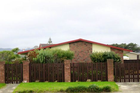 Photo of property in 202 Manly Street, Paraparaumu Beach, Paraparaumu, 5032
