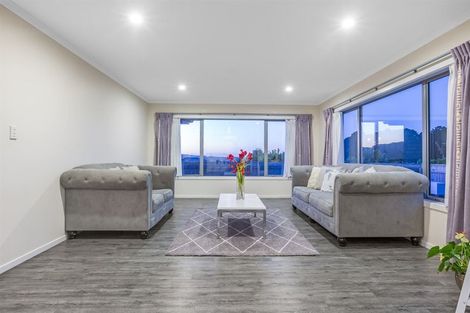 Photo of property in 16 Ken Douglas Drive, Aotea, Porirua, 5024