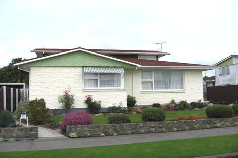 Photo of property in 2/4 Apollo Place, Papanui, Christchurch, 8052