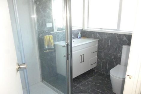 Photo of property in 52 Kurnell Drive, Botany Downs, Auckland, 2010