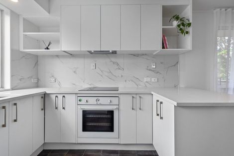 Photo of property in 3/56 Flanshaw Road, Te Atatu South, Auckland, 0610