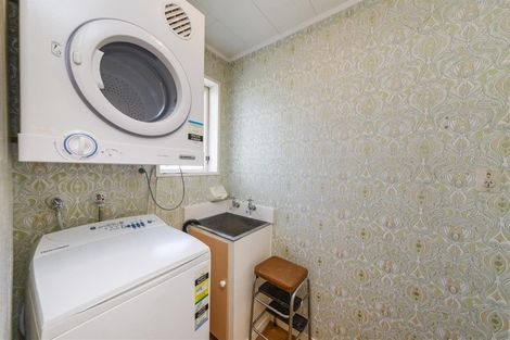 Photo of property in 8 Walker Crescent, Bulls, 4818