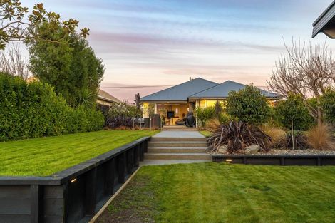 Photo of property in 223 Bower Avenue, North New Brighton, Christchurch, 8083