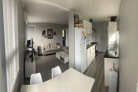 Photo of property in 43 Othello Drive, Clover Park, Auckland, 2023