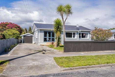 Photo of property in 18 Maire Street, Otaki, 5512