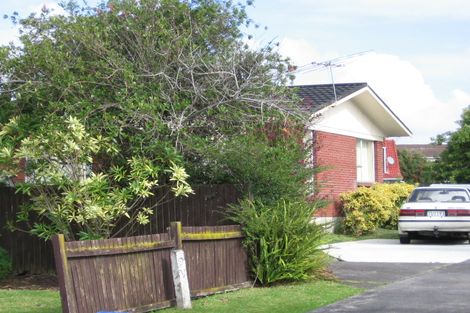Photo of property in 1/10 Ursula Place, Half Moon Bay, Auckland, 2012