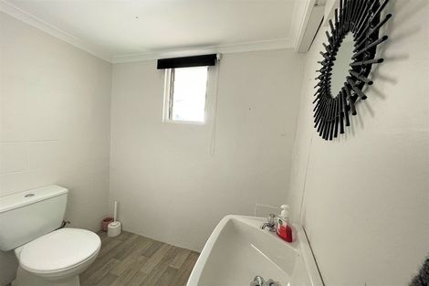 Photo of property in 6 Cossens Street, Balclutha, 9230