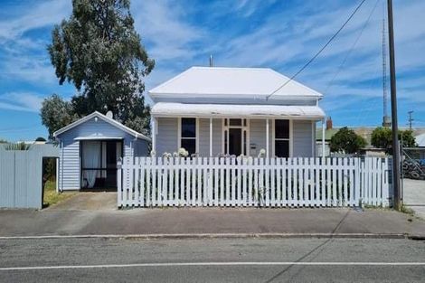 Photo of property in 74 Union Street, Hawera, 4610