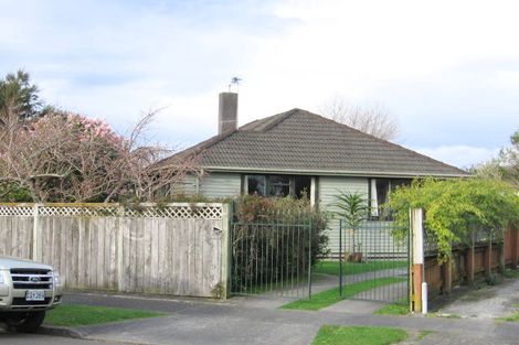Photo of property in 14 Tilbury Avenue, Hokowhitu, Palmerston North, 4410