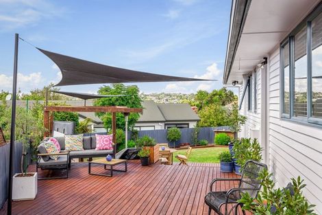 Photo of property in 1/19 Tramway Road, Beach Haven, Auckland, 0626