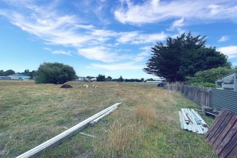 Photo of property in 7 Russell Esplanade, Otautau, 9610