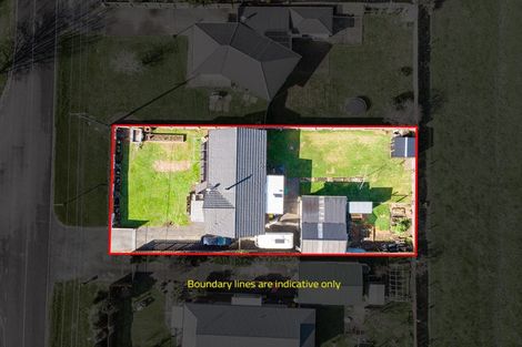 Photo of property in 71 Pipiroa Road, Ngatea, 3503