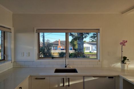 Photo of property in 105 The Drive, Whangamata, 3620