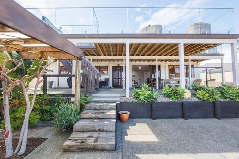 Photo of property in 8 Roore Street, Foxton Beach, Foxton, 4815