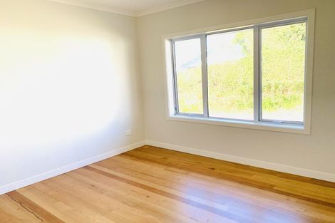 Photo of property in 2/300 Lake Road, Hauraki, Auckland, 0622