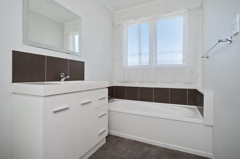 Photo of property in 11a Barrow Place, Te Puke, 3119