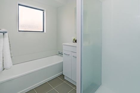 Photo of property in 199 Carnoustie Drive, Wattle Downs, Auckland, 2103