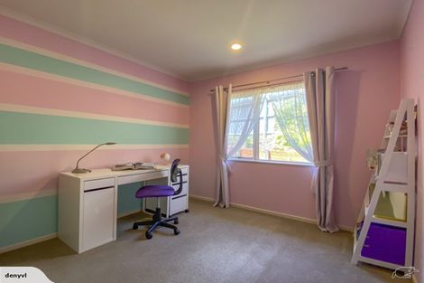 Photo of property in 30 Bradnor Meadows Drive, Swanson, Auckland, 0612