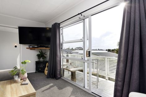 Photo of property in 2/39 Roto Street, Tahunanui, Nelson, 7011