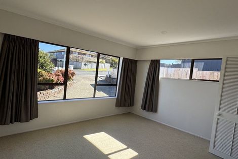 Photo of property in 2/5 Moorgreen Heights, Torbay, Auckland, 0630
