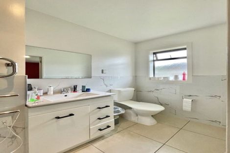 Photo of property in 37 Fraser Colman Grove, Wainuiomata, Lower Hutt, 5014