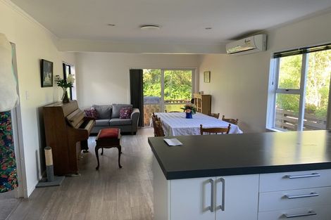 Photo of property in 10 Halswater Drive, Churton Park, Wellington, 6037