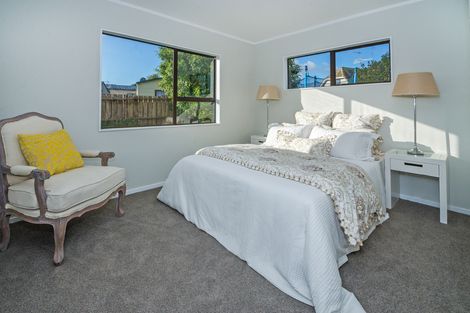 Photo of property in 199 Carnoustie Drive, Wattle Downs, Auckland, 2103