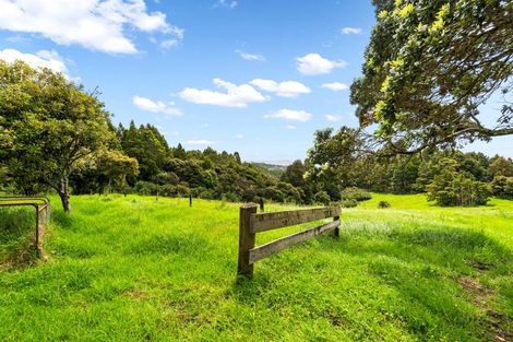 Photo of property in 142 Massey Road, Waipu, 0582