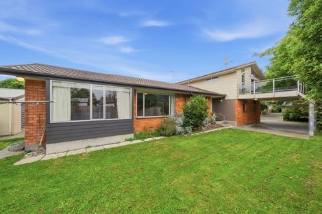 Photo of property in 53 Sayers Crescent, Ilam, Christchurch, 8041